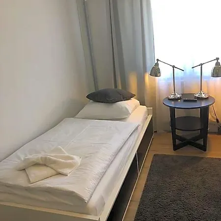 Zum Bahnhoefle Restaurant & - Am Rhein 호텔 알브룩
