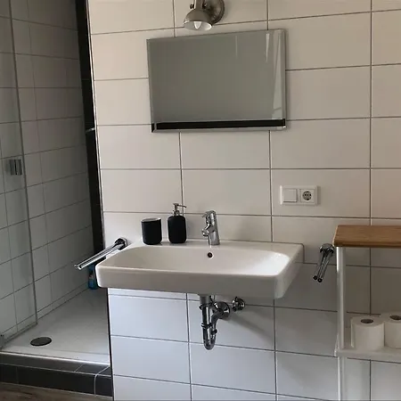 호텔 Zum Bahnhoefle Restaurant & - Am Rhein