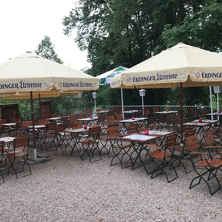 فندق Zum Bahnhoefle Restaurant & - Am Rhein *