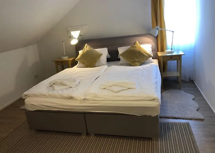 Zum Bahnhoefle Restaurant & - Am Rhein * Albbruck