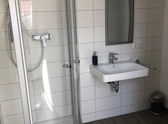 Zum Bahnhoefle Restaurant & - Am Rhein *