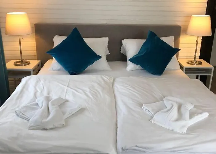 Zum Bahnhoefle Restaurant & - Am Rhein * Albbruck