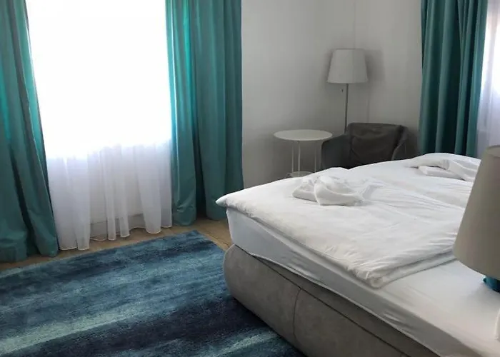 Zum Bahnhoefle Restaurant & - Am Rhein * Albbruck