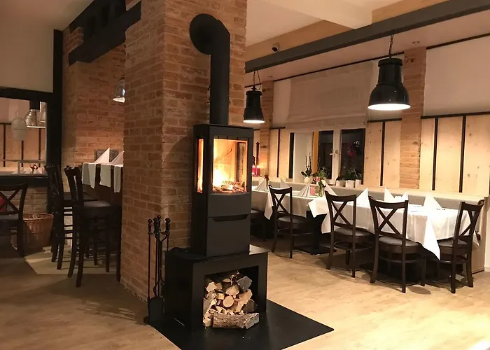 Szálloda Zum Bahnhoefle Restaurant & - Am Rhein *