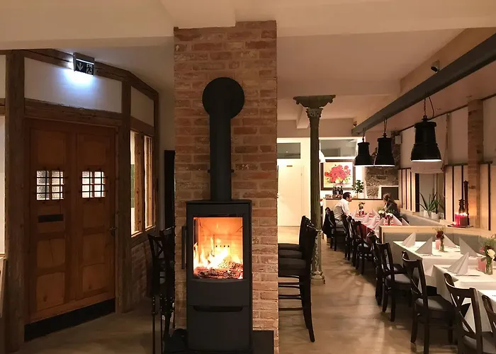 Zum Bahnhoefle Restaurant & - Am Rhein Albbruck