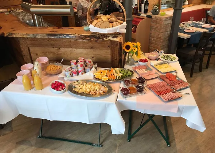 Zum Bahnhoefle Restaurant & - Am Rhein Szálloda *