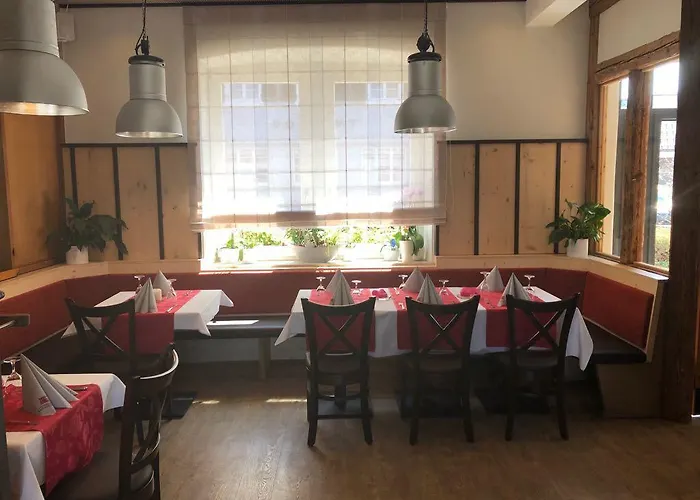 Zum Bahnhoefle Restaurant & - Am Rhein Szálloda Albbruck