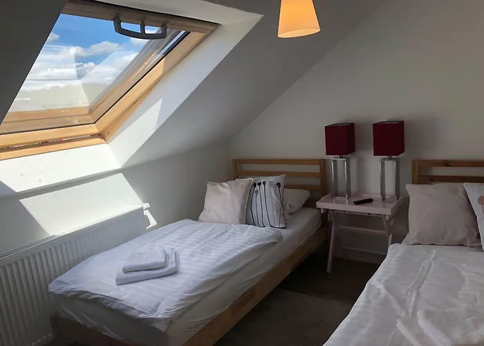 Szálloda Zum Bahnhoefle Restaurant & - Am Rhein *